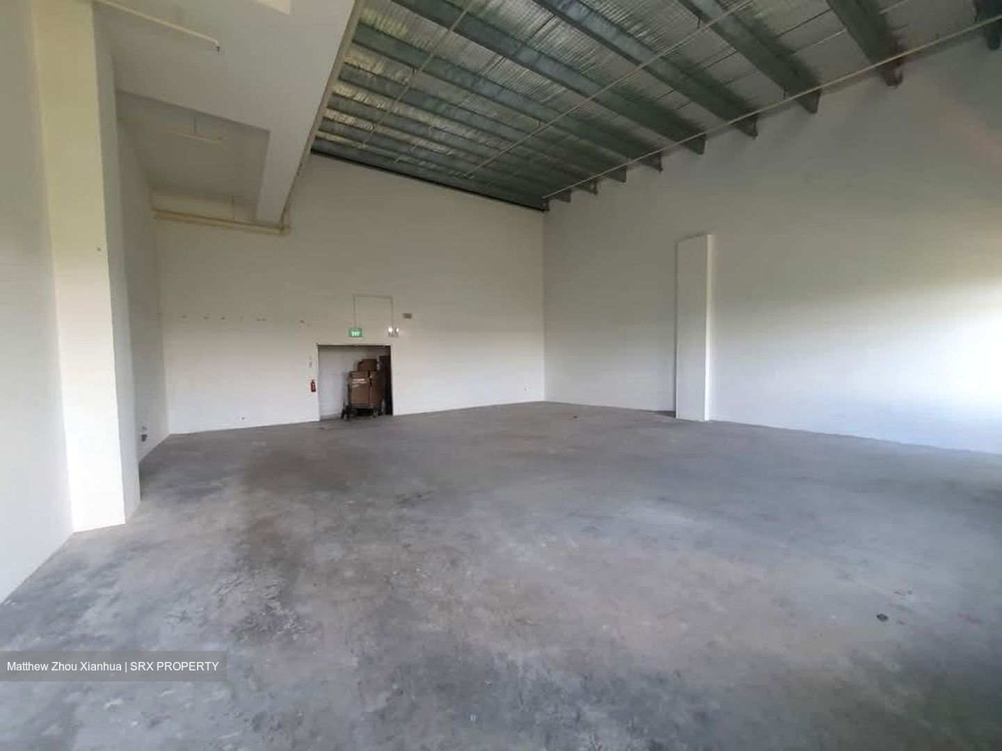 Tampines Industrial Avenue 4 (D18), Warehouse #546429911